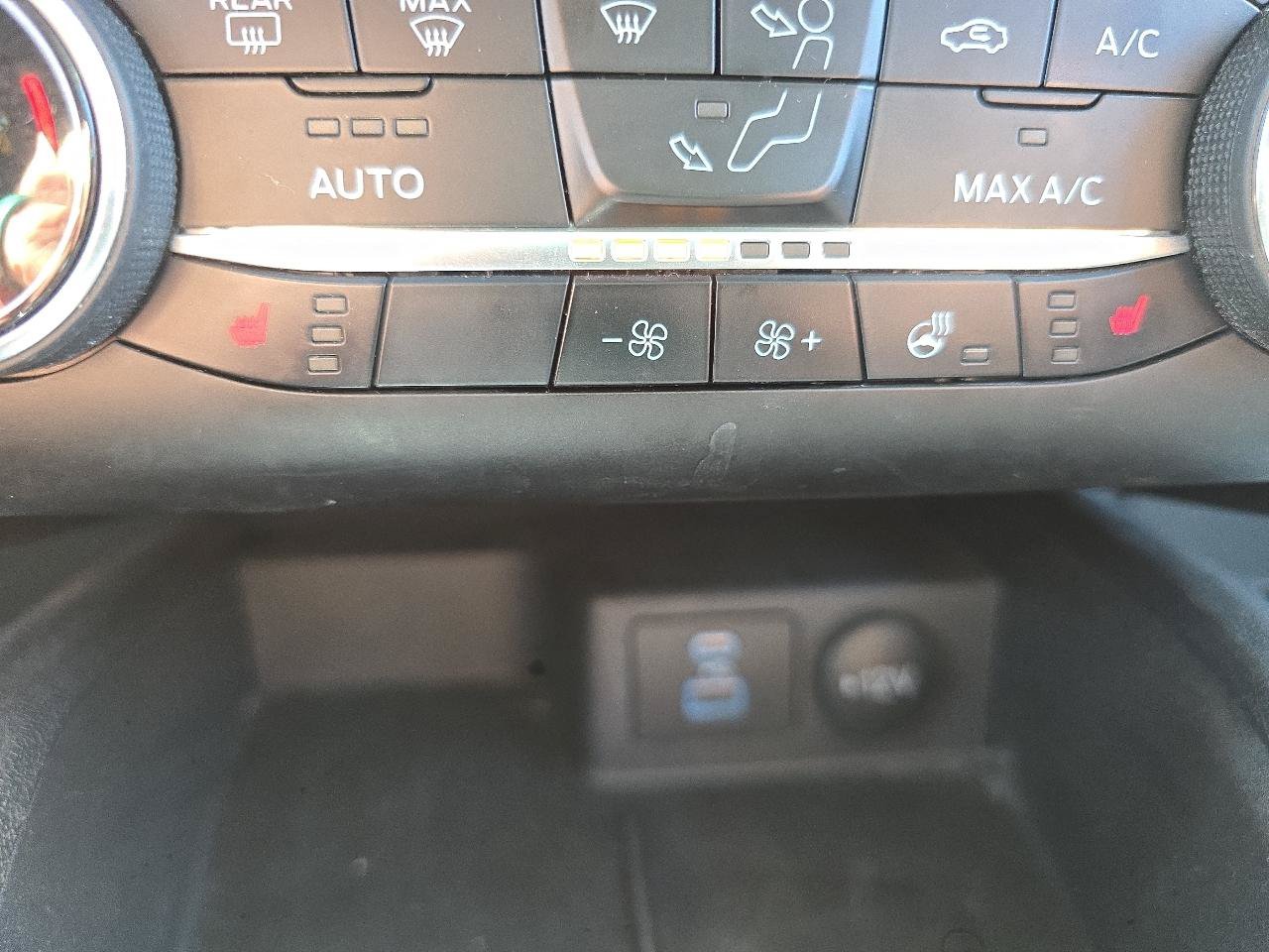 Used 2023 Ford Escape Active AWD/4WD image 31