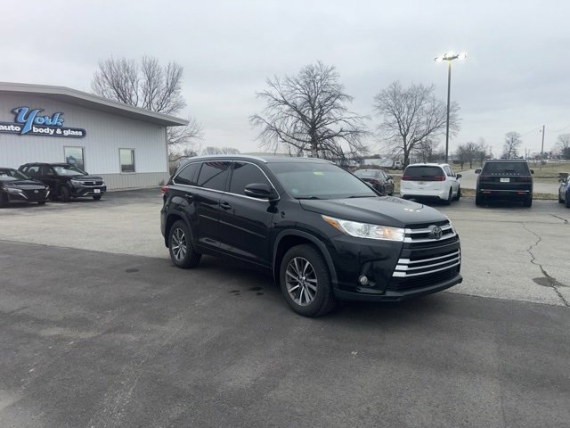 Used 2017 Toyota Highlander XLE image 4
