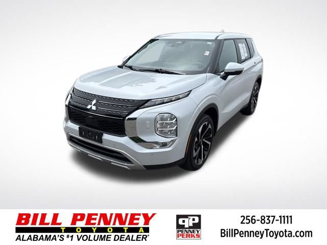 Used 2024 Mitsubishi Outlander SE AWD/4WD image 1