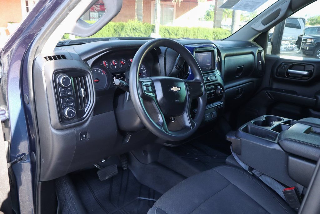 Used 2019 Chevrolet Silverado 1500 Custom w/ Custom Max Trailering Package AWD/4WD image 19