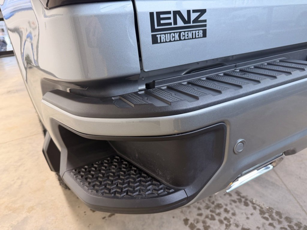 Used 2025 GMC Sierra 1500 AT4 w/ AT4 Premium Package image 13