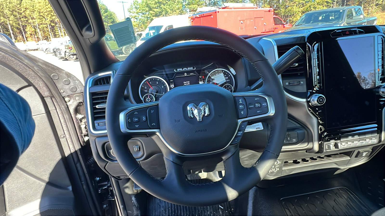 New 2025 RAM 5500 4x4 Regular Cab image 24