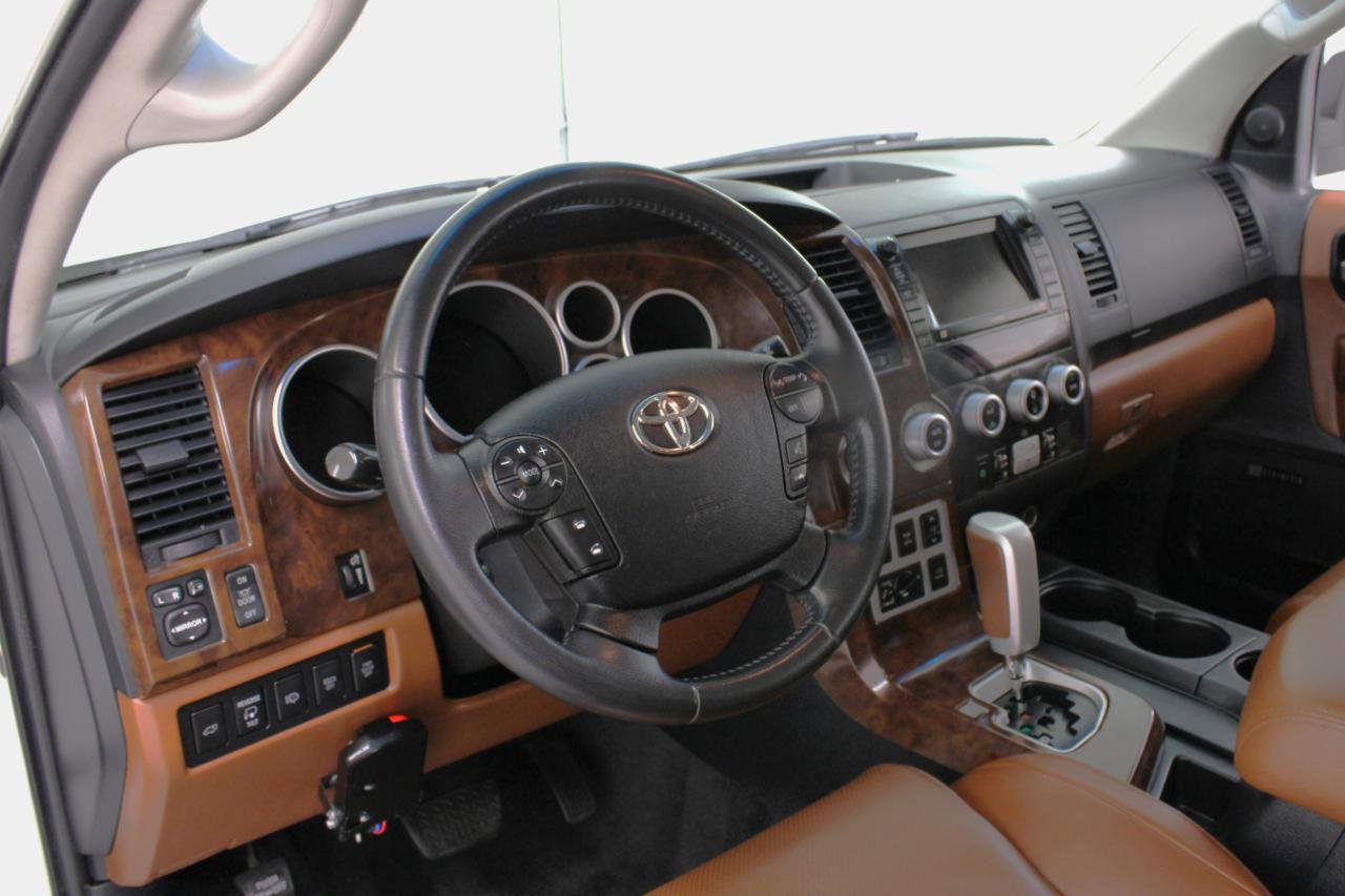 Used 2008 Toyota Sequoia Platinum image 32