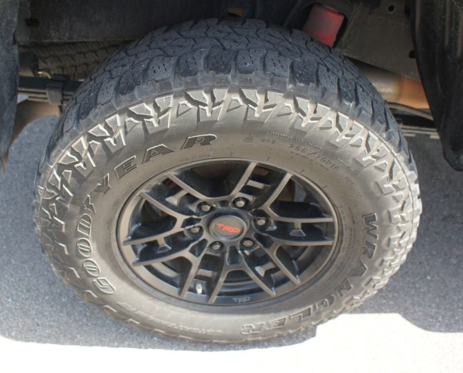 Used 2020 Toyota Tacoma TRD Pro AWD/4WD image 27