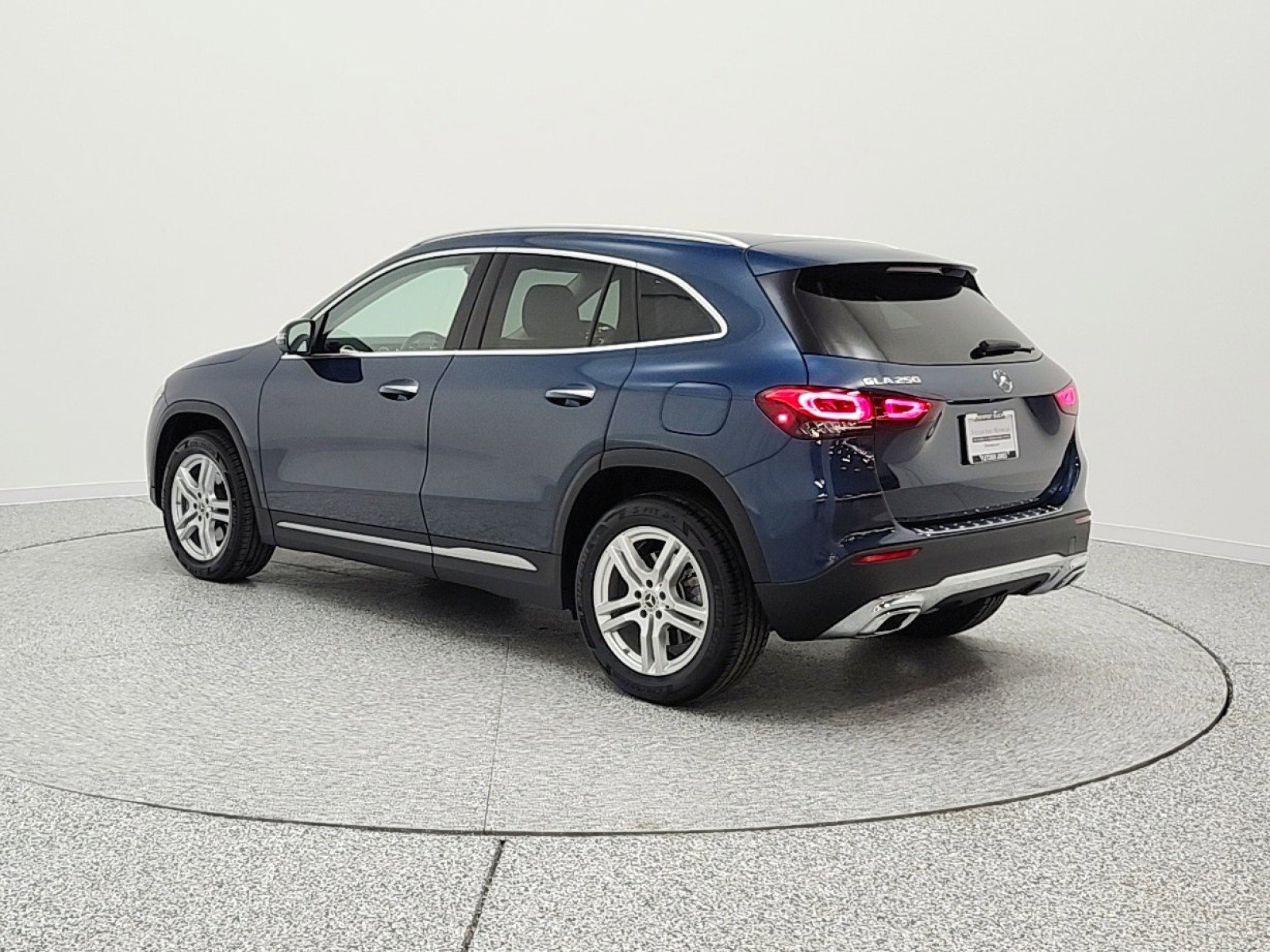 Used 2023 Mercedes-Benz GLA 250 image 7