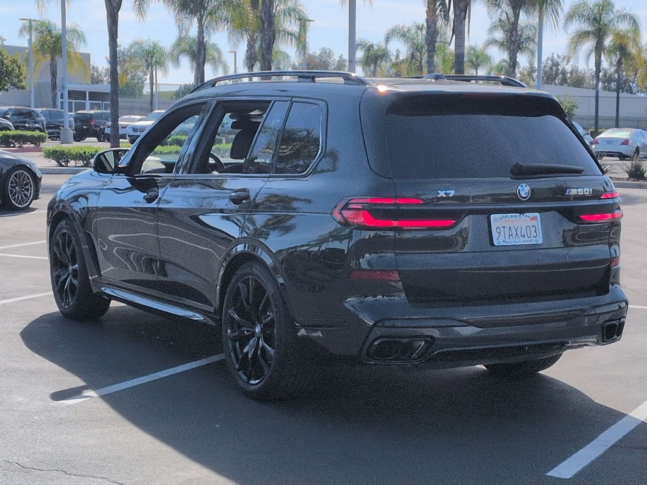 Used 2025 BMW X7 M60i AWD/4WD image 44