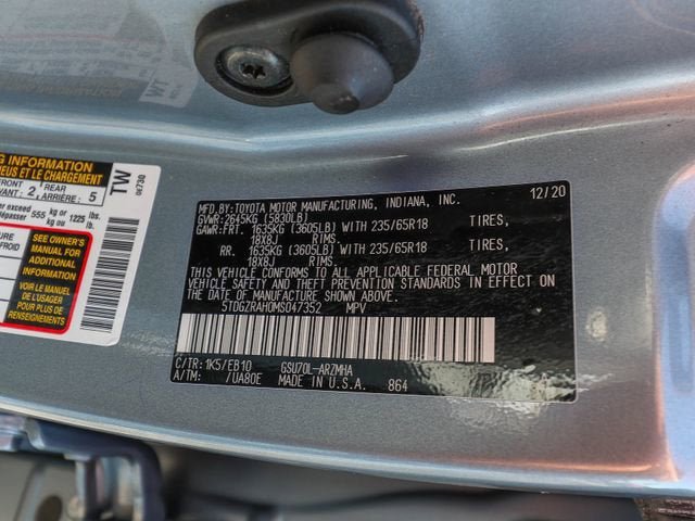 Used 2021 Toyota Highlander XLE FWD image 31
