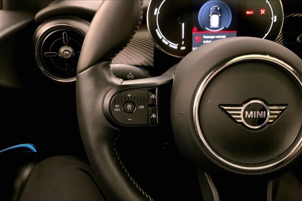 Used 2024 MINI Cooper SE w/ MINI Resolute Edition FWD image 18