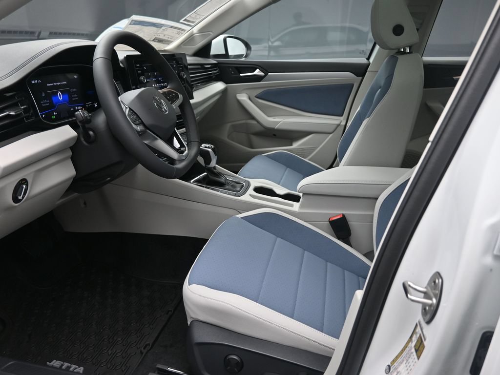 New 2026 Volkswagen Jetta SE FWD image 17