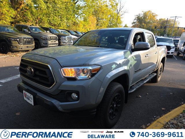 Used 2020 Toyota Tacoma SR5 w/ Technology Package AWD/4WD image 1