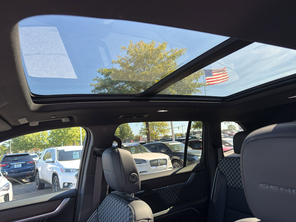 Used 2024 GMC Acadia Denali w/ Super Cruise Package image 14