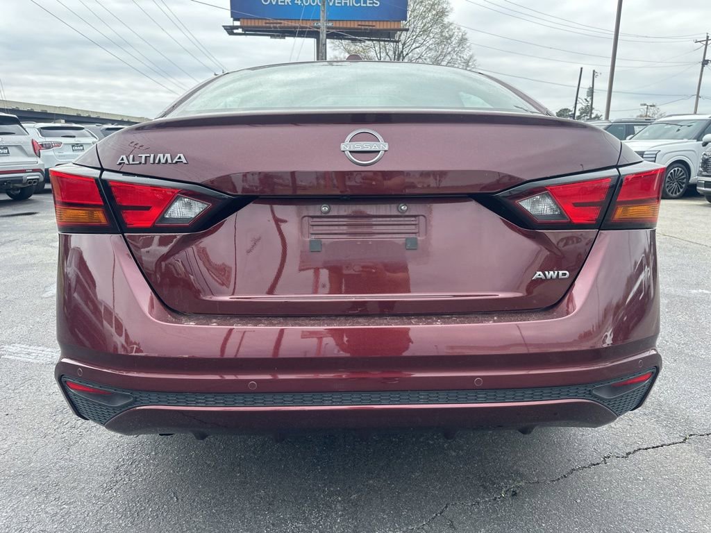 Used 2025 Nissan Altima 2.5 SV AWD/4WD image 6