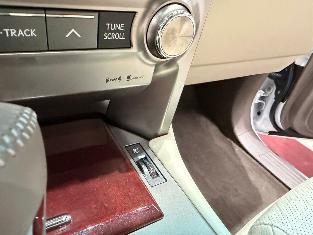 Used 2015 Lexus GX 460 w/ Premium Package image 46