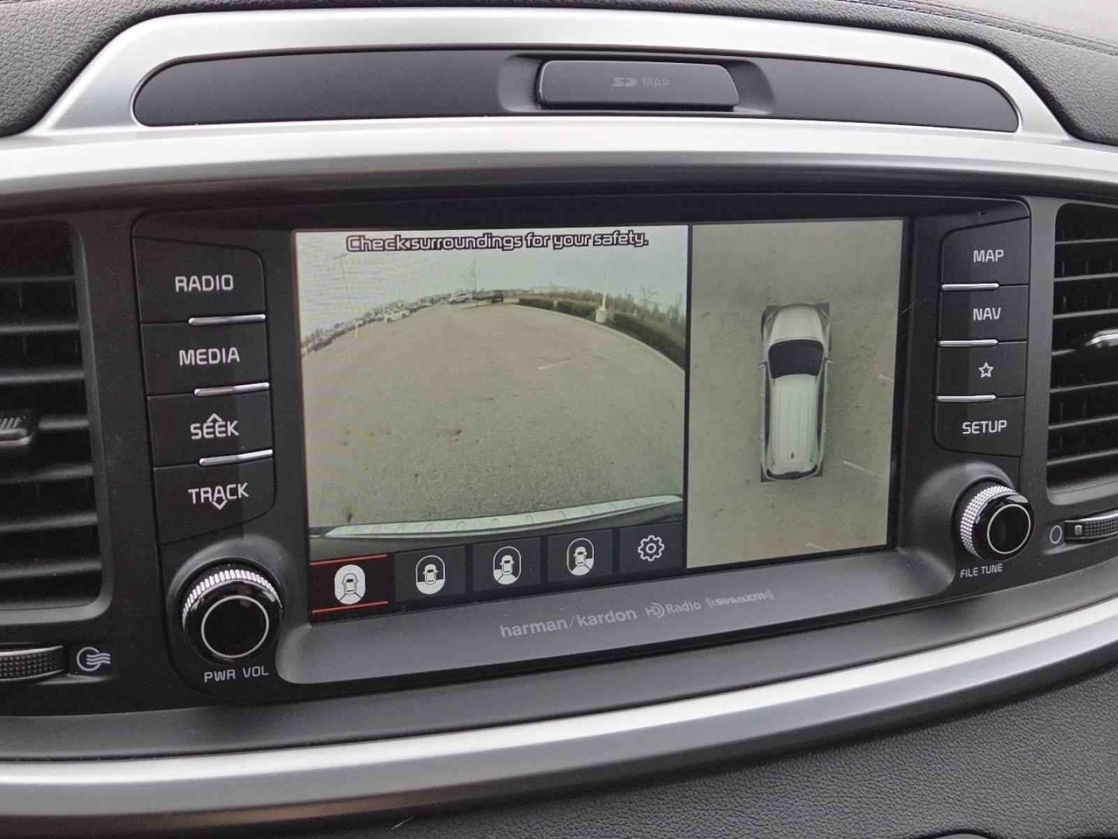 Used 2020 Kia Sorento SX AWD/4WD image 7