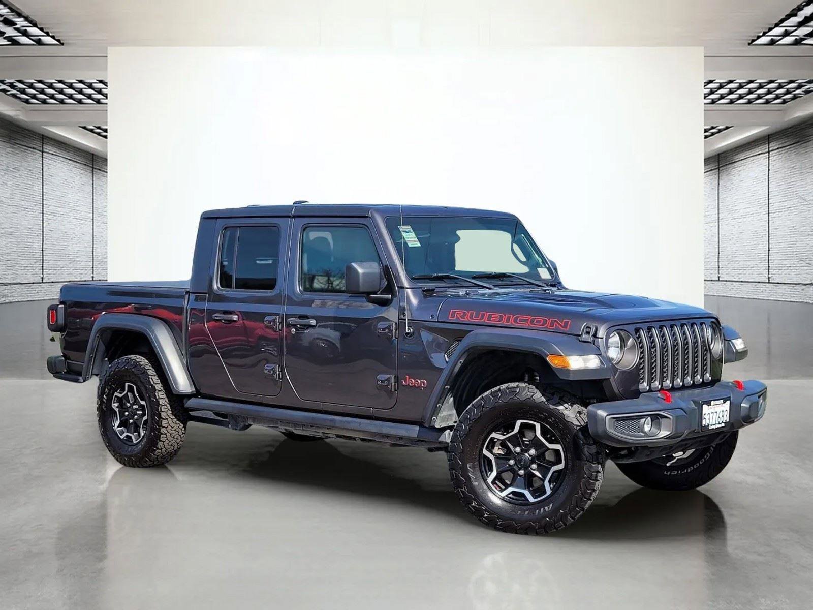 Used 2020 Jeep Gladiator Rubicon image 2