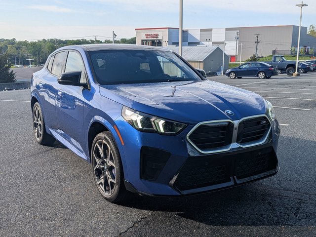 Used 2025 BMW X2 M35i AWD/4WD image 3