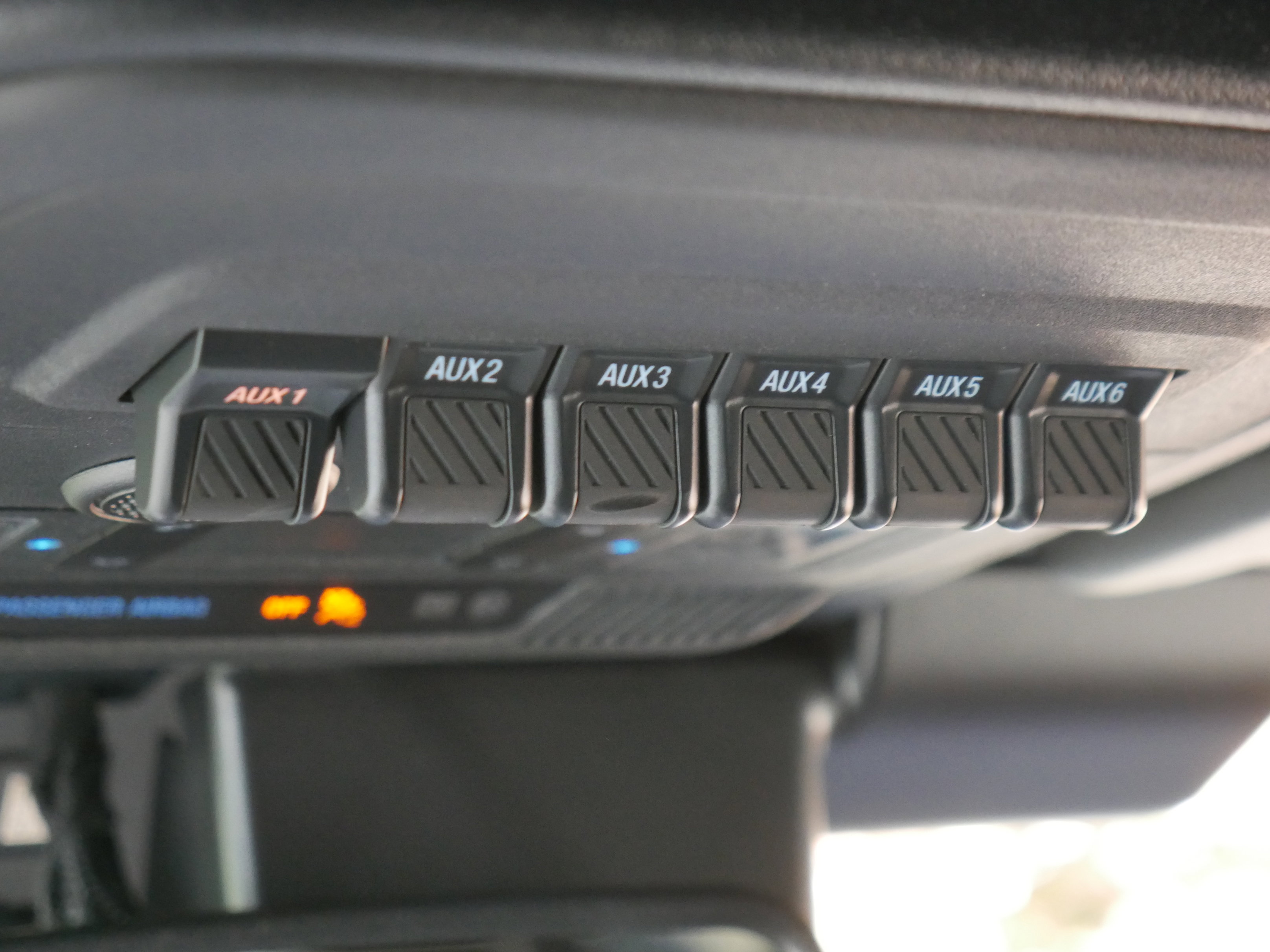 New 2025 Ford Bronco Raptor w/ Interior Carbon Fiber Pack image 11