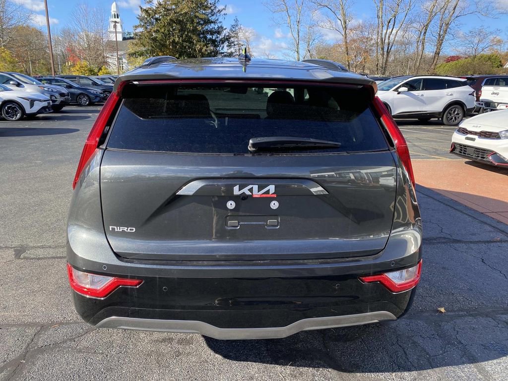 New 2025 Kia Niro Wind w/ Wind Preserve Package image 4