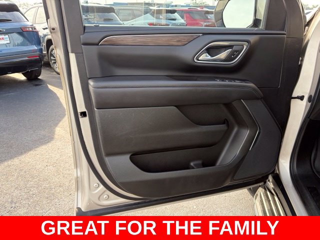 Used 2023 Chevrolet Tahoe LS RWD image 12