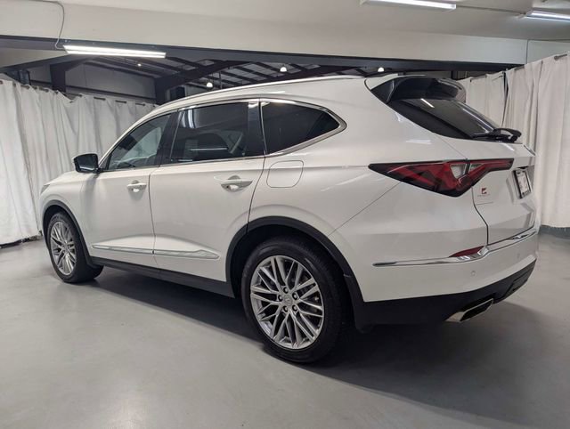 Used 2024 Acura MDX SH-AWD w/ Advance Package image 4