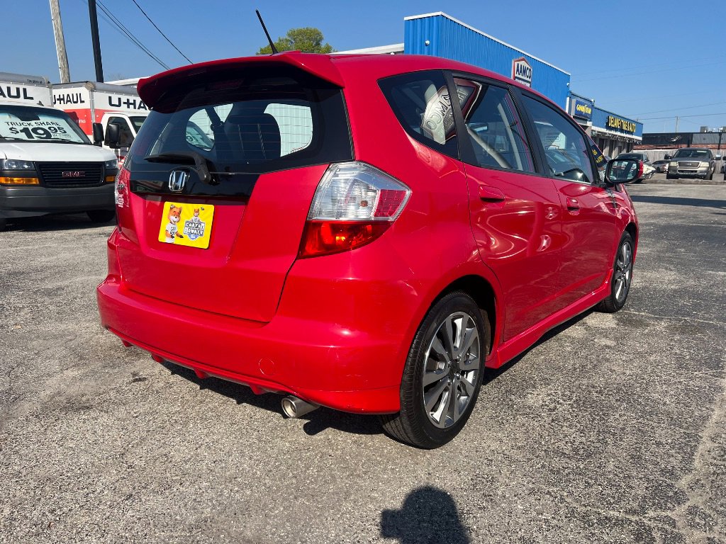 Used 2013 Honda Fit Sport image 3