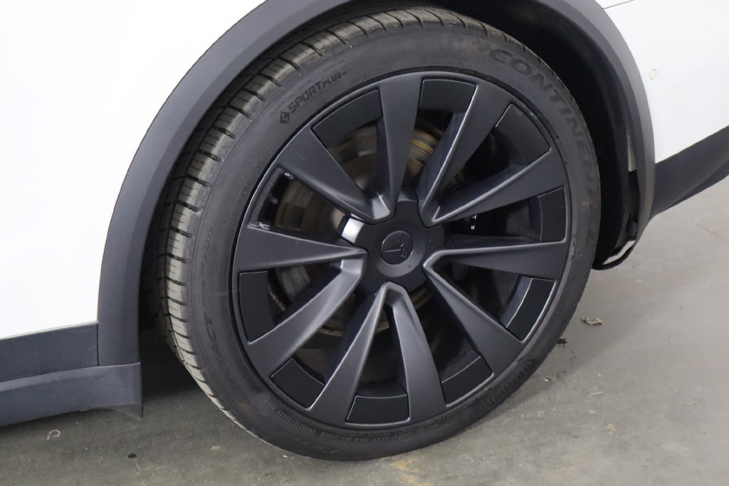 Used 2023 Tesla Model X AWD/4WD image 48