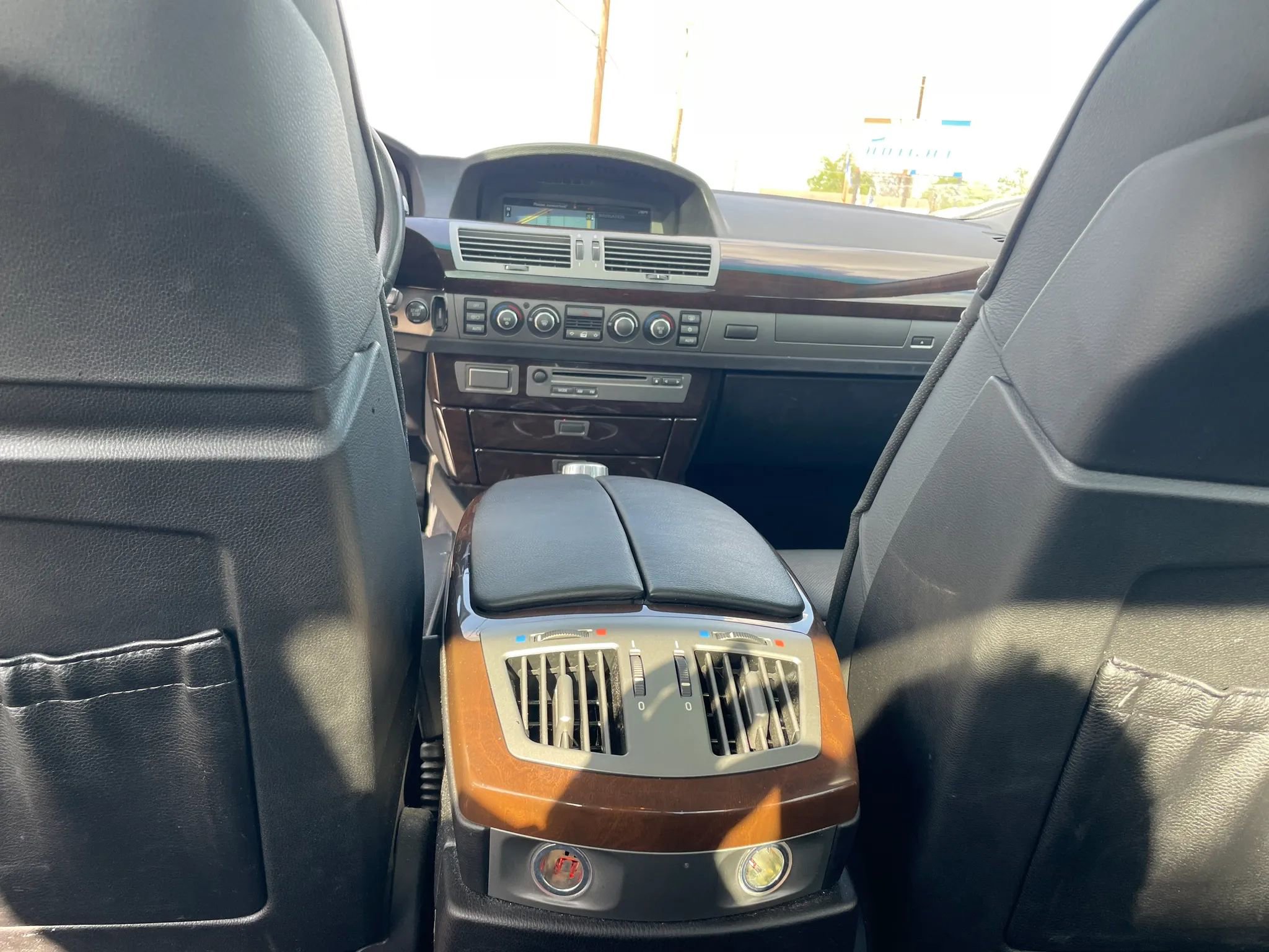 Used 2008 BMW 750i image 19