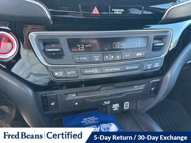 Used 2019 Honda Pilot Touring image 19