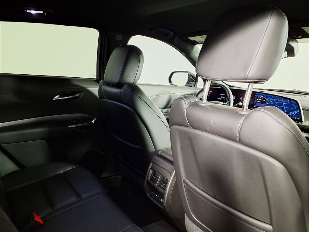 Certified 2024 Cadillac XT4 Premium Luxury image 11