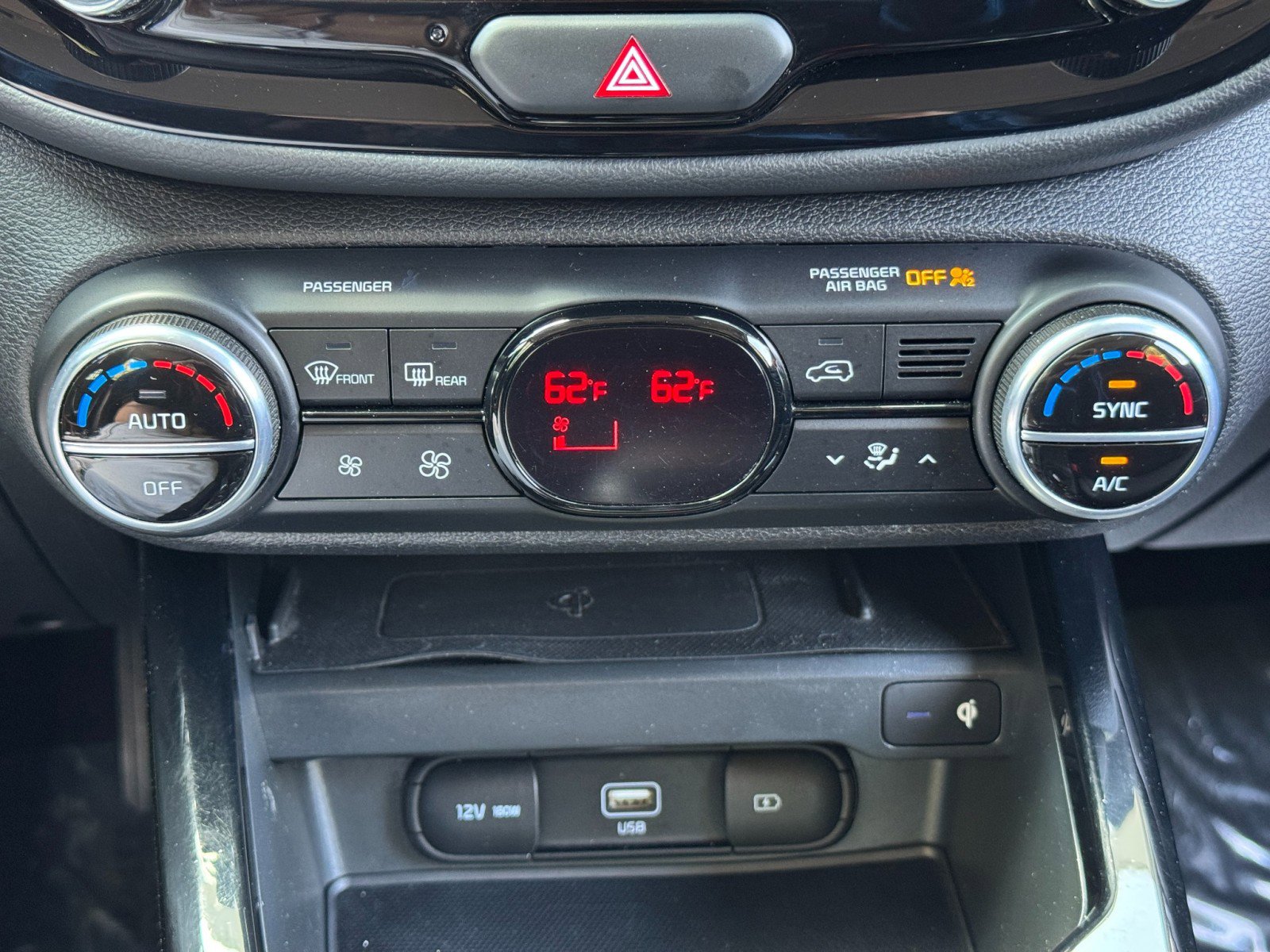 Used 2020 Kia Soul GT-Line Turbo FWD image 26