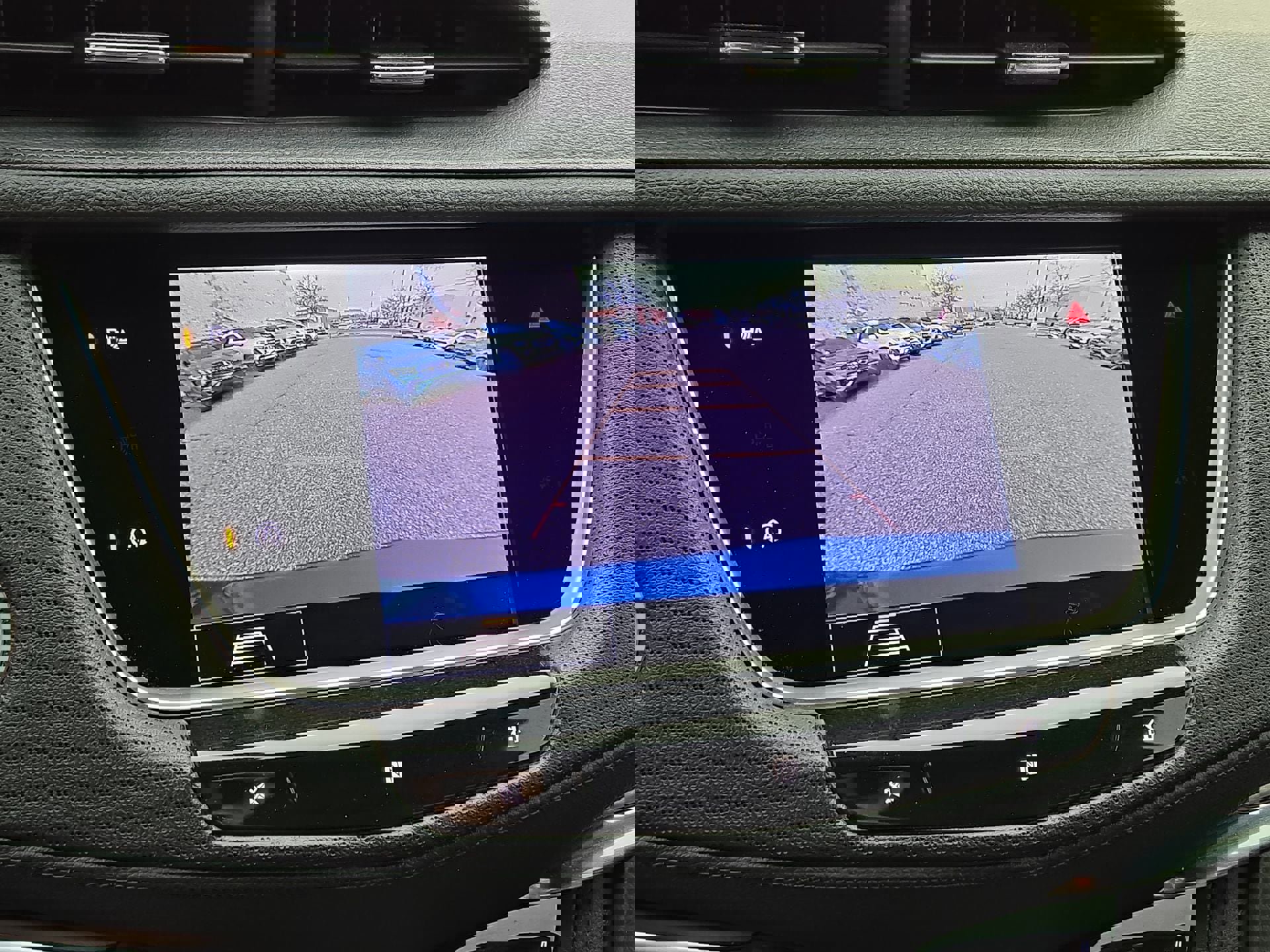 Used 2020 Cadillac XT5 Luxury w/ LPO, Floor Liner Package image 19