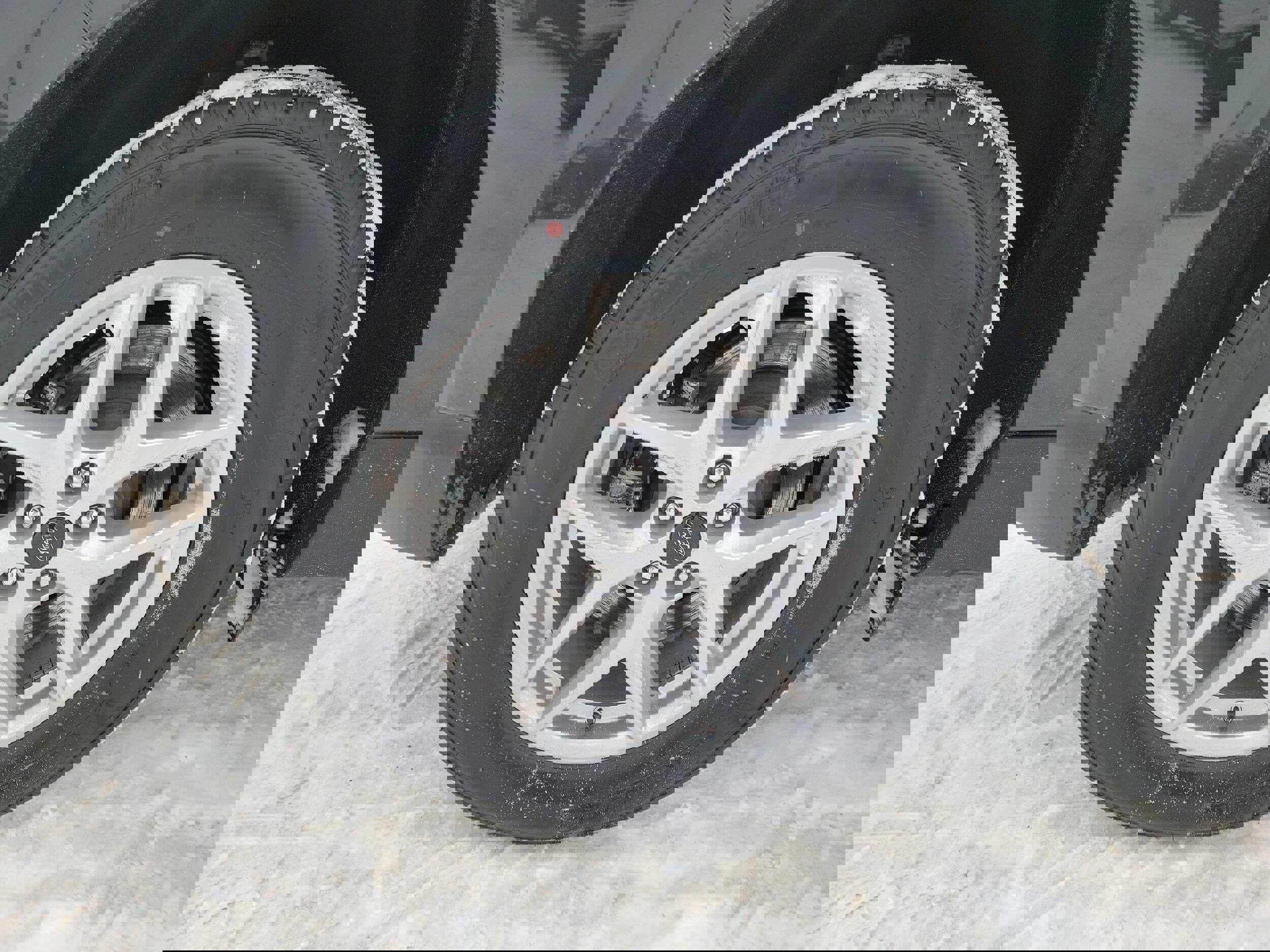 Used 2024 Ford Edge SEL w/ Convenience Package image 5