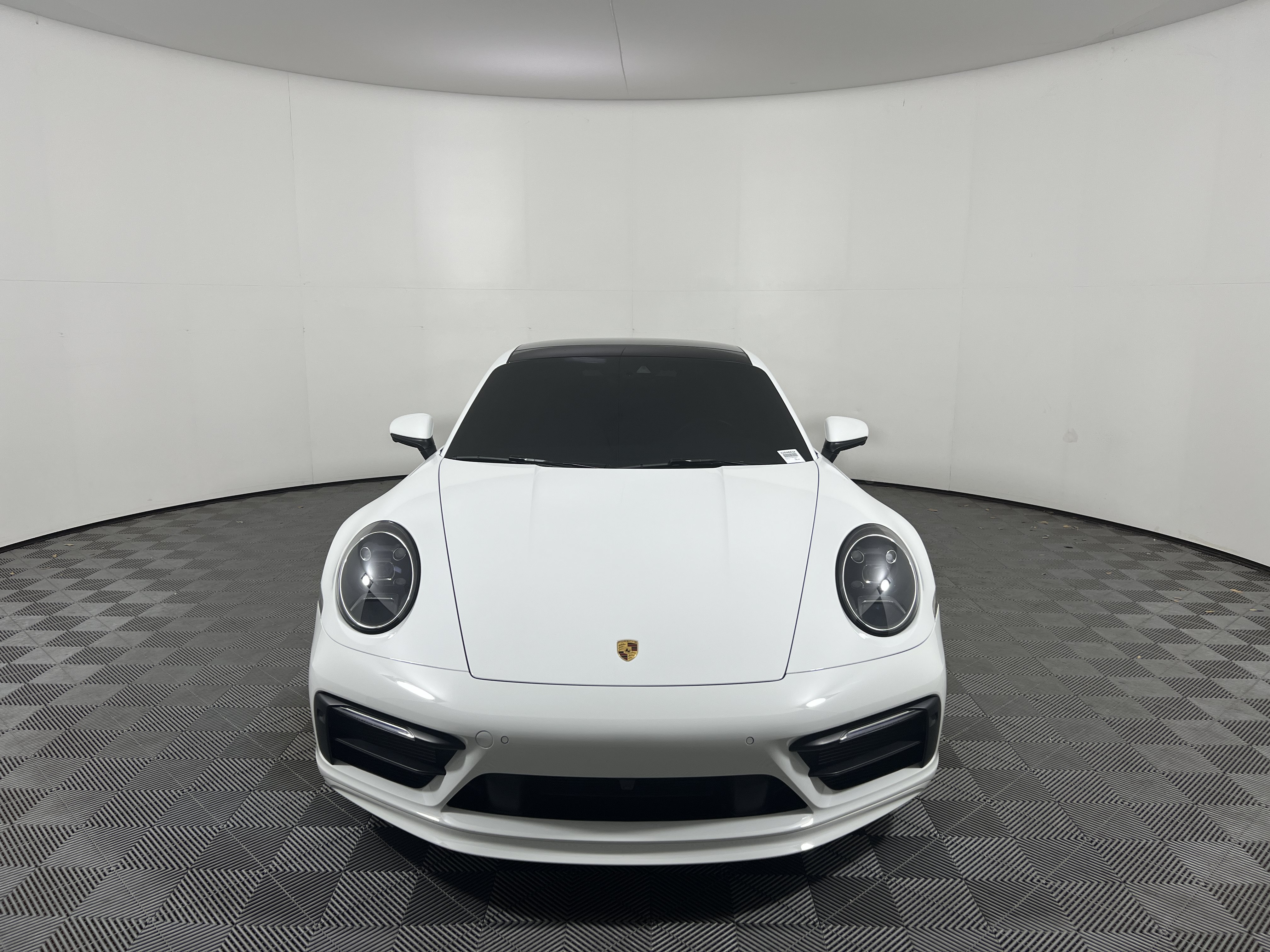 Certified 2024 Porsche 911 Carrera RWD image 10