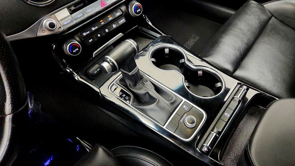 Used 2021 Kia Stinger GT-Line RWD image 15