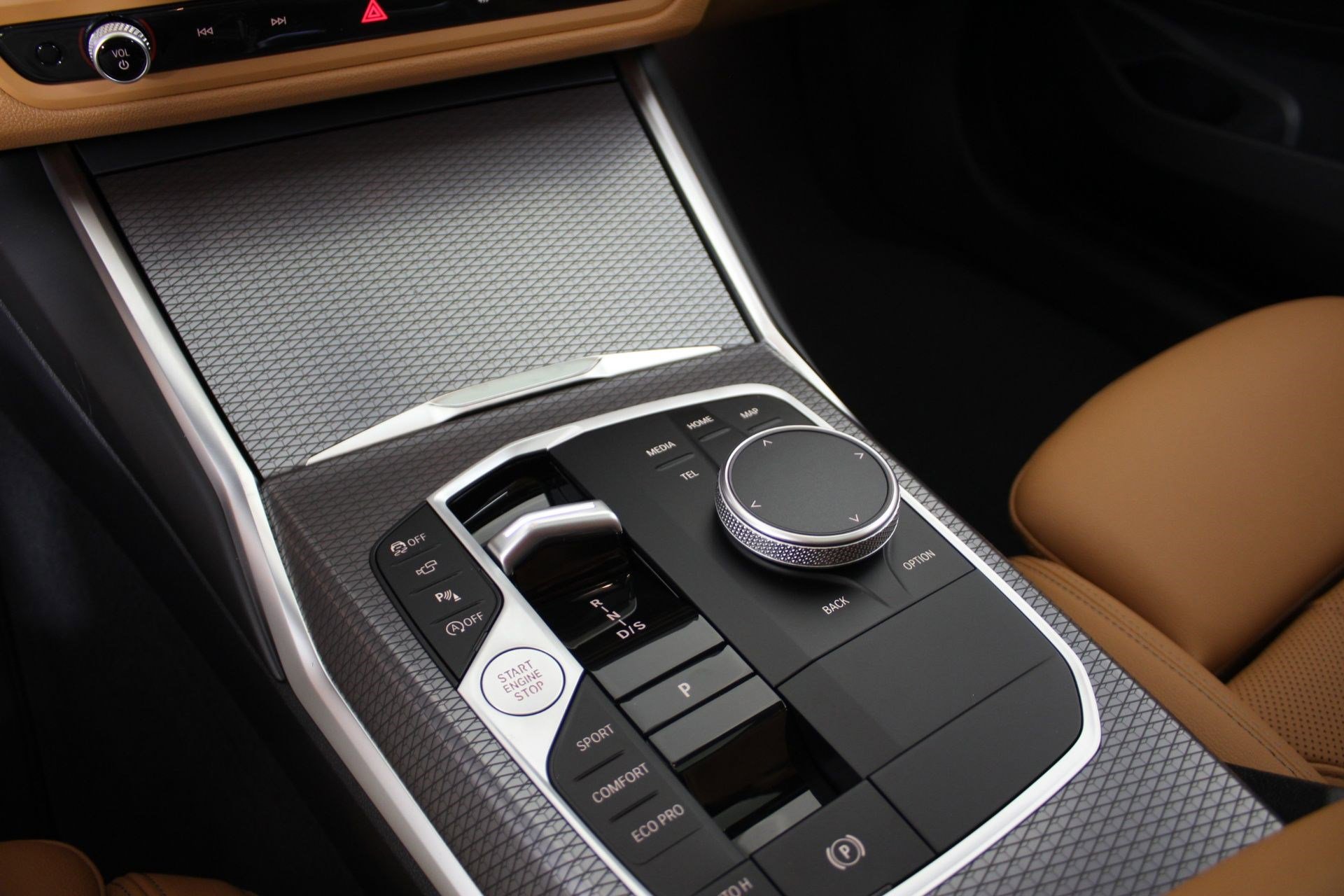 New 2026 BMW 330i Sedan w/ Premium Package RWD image 25