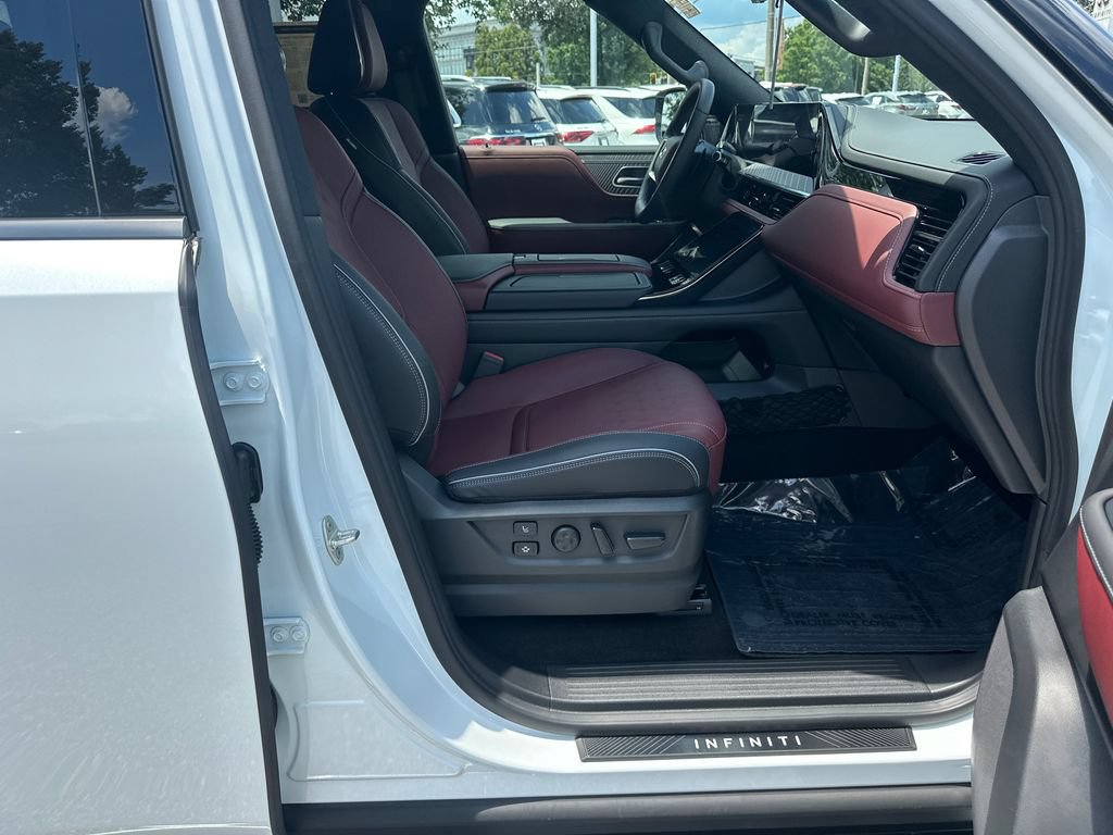 Certified 2026 INFINITI QX80 Autograph w/ Premium Cargo Package AWD/4WD image 11