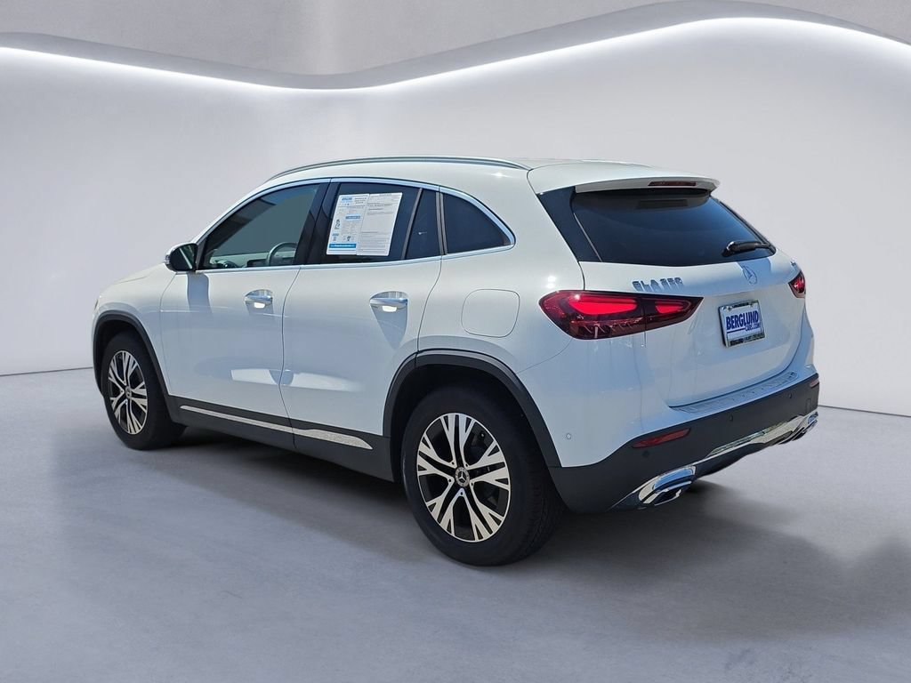 Used 2025 Mercedes-Benz GLA 250 4MATIC image 5