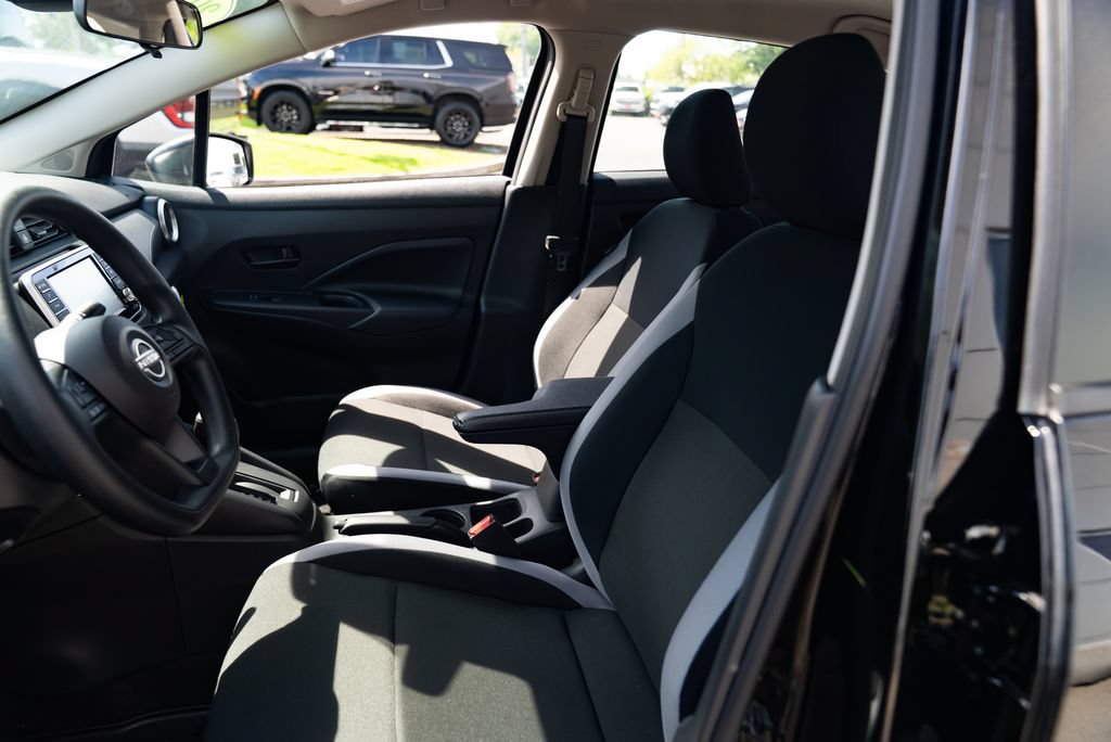 Certified 2025 Nissan Versa S w/ Trunk Package FWD image 18