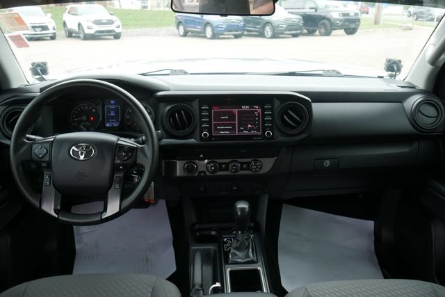 Used 2020 Toyota Tacoma SR AWD/4WD image 4