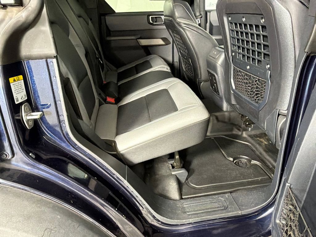 Used 2021 Ford Bronco Black Diamond image 15