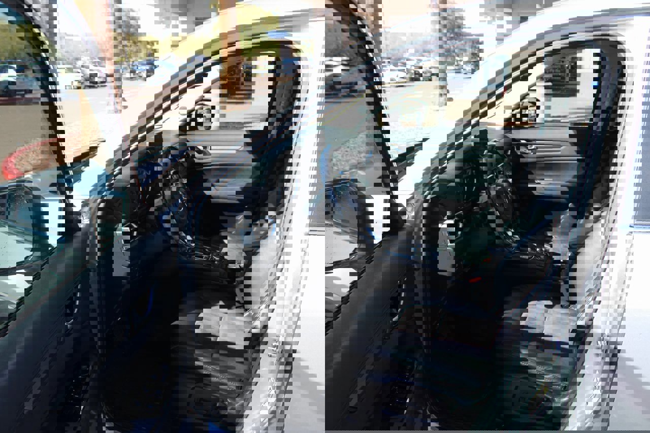 Used 2018 MAZDA CX-5 Touring w/ Preferred Equipment Package image 10