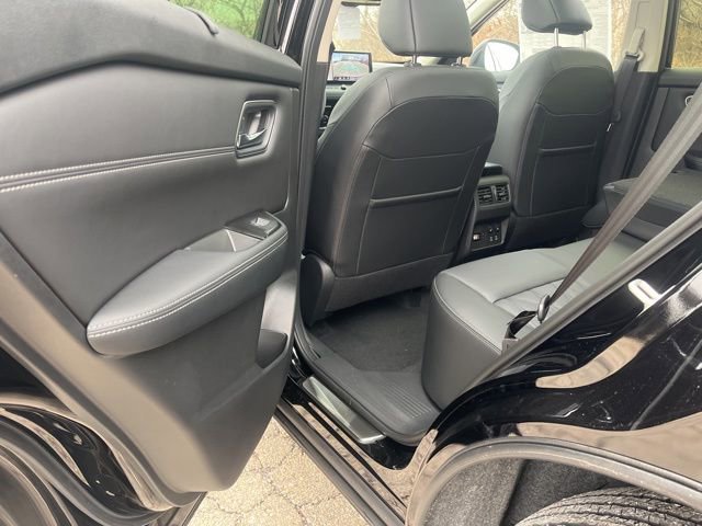 New 2026 Nissan Rogue Platinum w/ Platinum Premium Package image 25