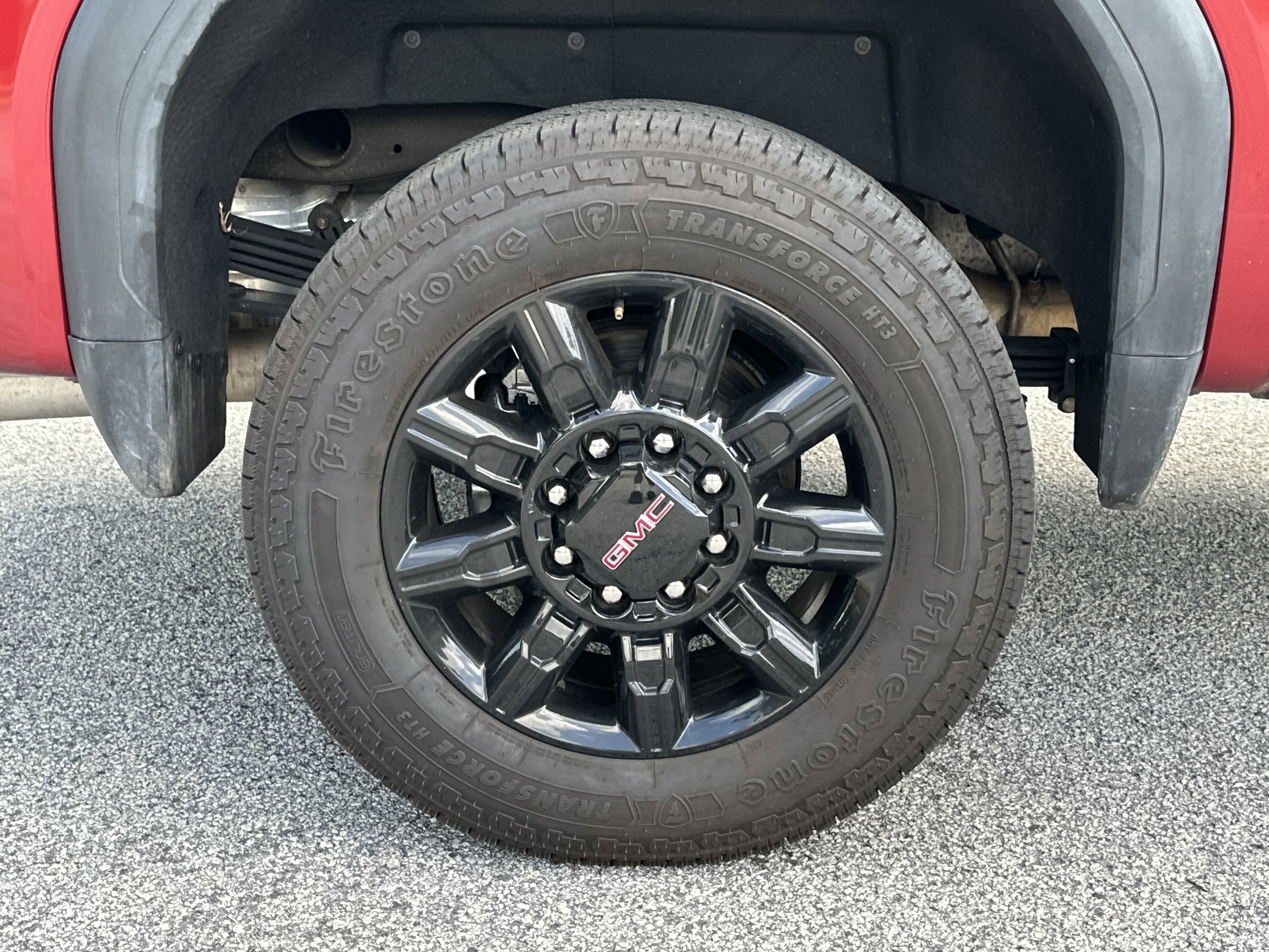 Used 2024 GMC Sierra 2500 AT4 w/ Technology Package image 17