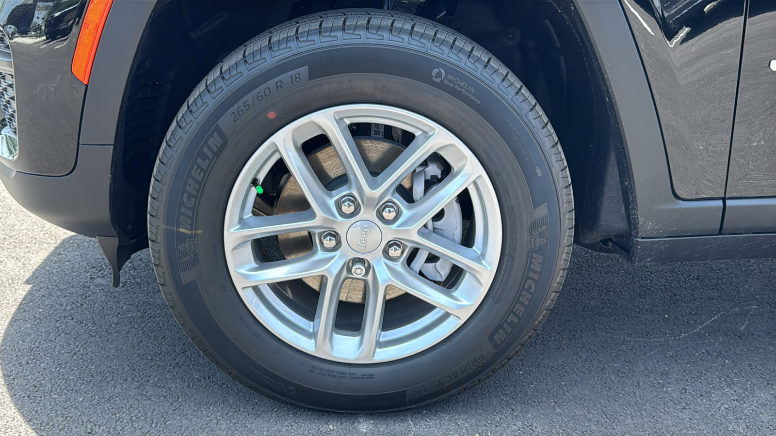 New 2026 Jeep Grand Cherokee Laredo RWD image 24