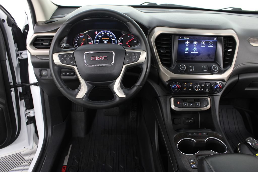 Used 2023 GMC Acadia Denali w/ Denali Ultimate Package FWD image 14