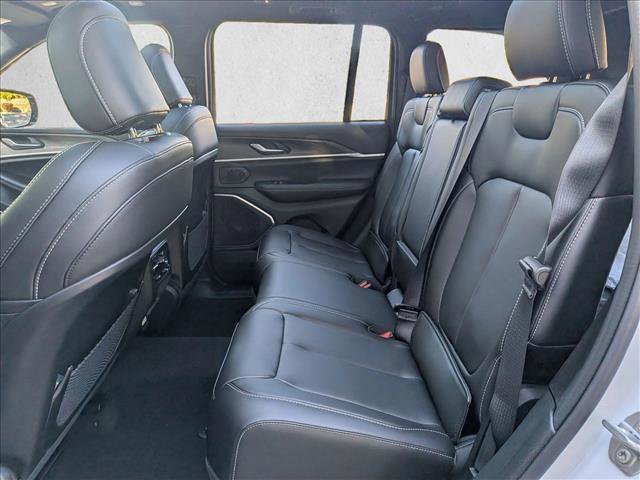 New 2026 Jeep Grand Cherokee Limited w/ Limited Altitude Package image 17