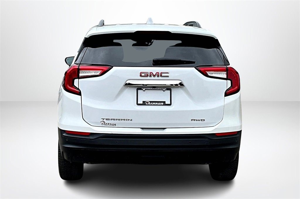 Used 2023 GMC Terrain SLE w/ Driver Convenience Package image 6