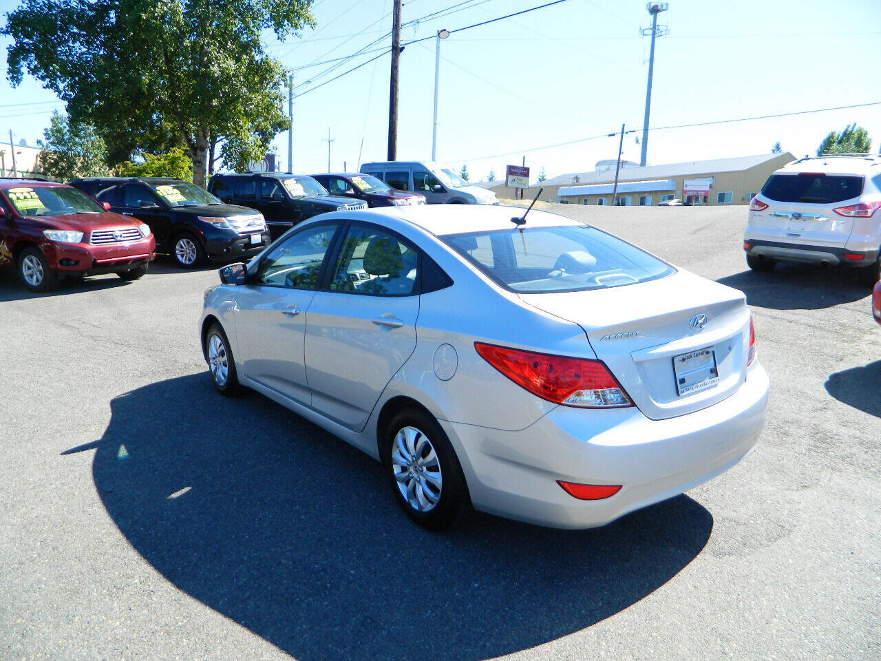 Used 2014 Hyundai Accent GLS FWD image 6