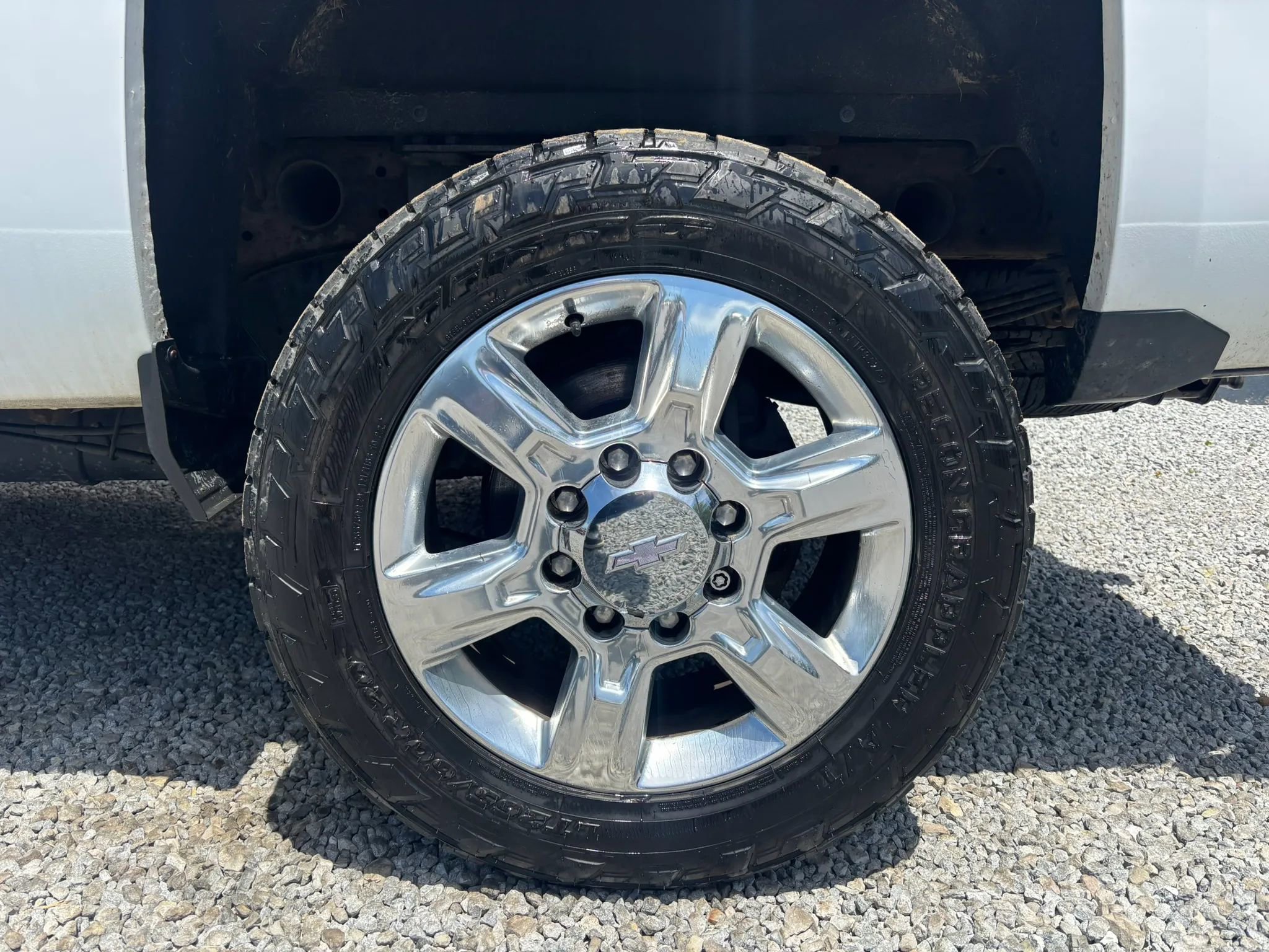 Used 2019 Chevrolet Silverado 2500 LTZ w/ Duramax Plus Package AWD/4WD image 2