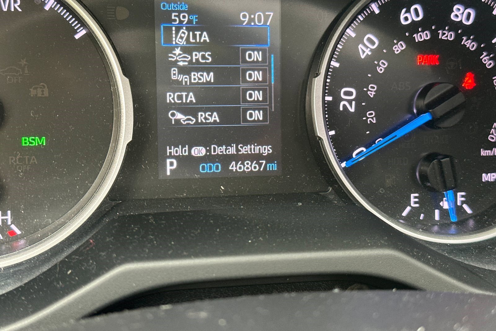 Used 2021 Toyota RAV4 XLE w/ Convenience Package image 21